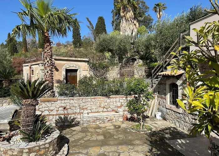 Luxury Vittorianna Etna- Taormina & Seaview With Pool Giardini Naxos